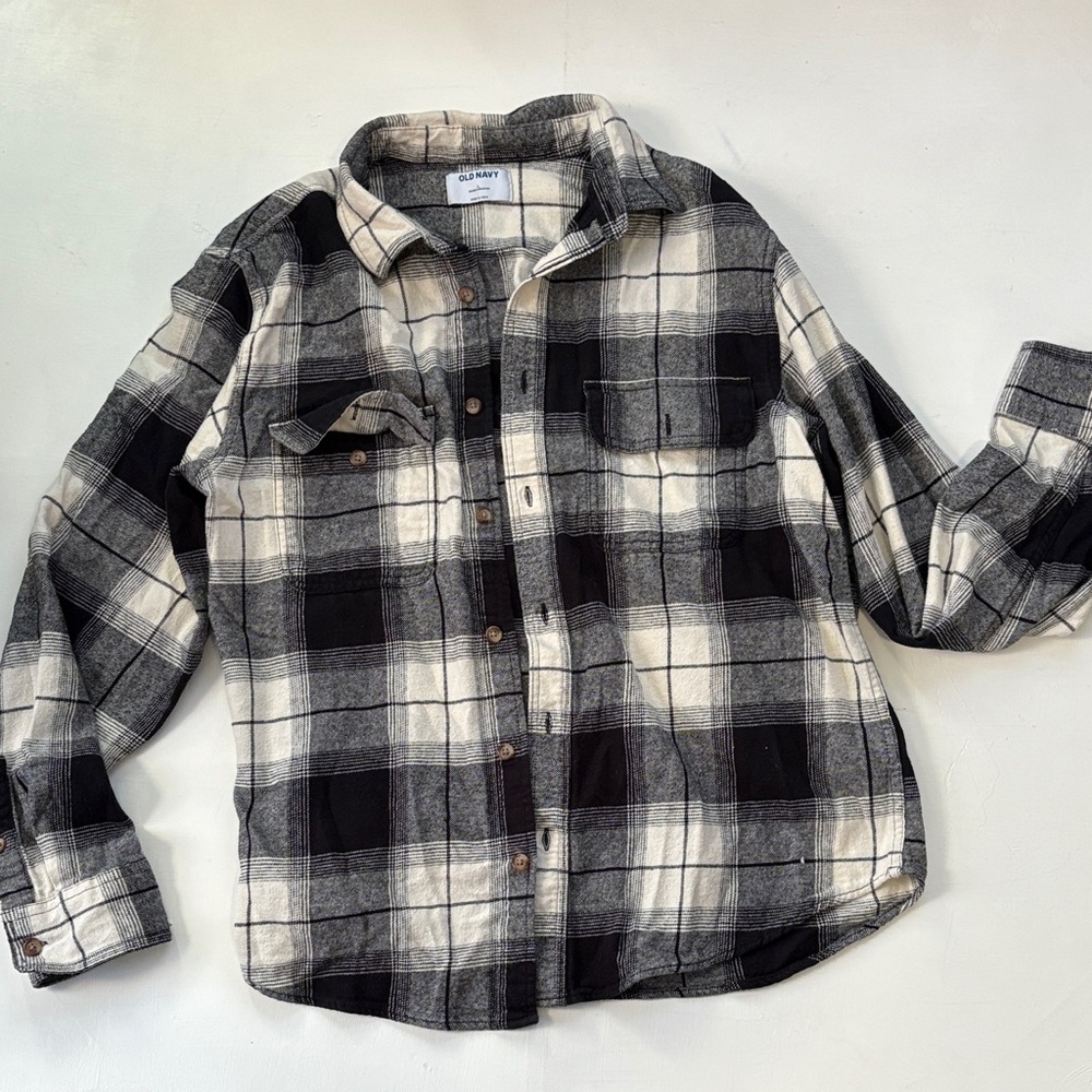 Old Navy Black and White Plaid Shirt